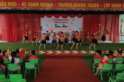 Trường Mn Đạo Lý tổ chức chương trình “Bé với an toàn giao thông”