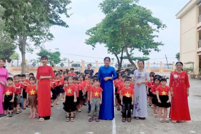 Trường MN Đạo Lý cho trẻ 5 tuổi tham quan Trường tiểu học